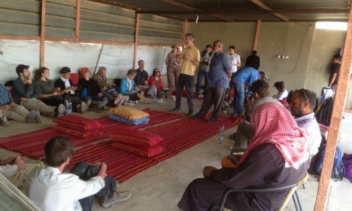 בתמונה: Negev Coexistence Forum| פורום דו-קיום בנגב | منتدى التعايش السلمي في النقب - מסע אופניים לתמיכה בכפרים הלא מוכרים