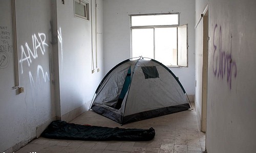 Activists squatted abandoned building in Dov Hoz street in center Tel Aviv Photo by: Oren Ziv/ Activestills.org